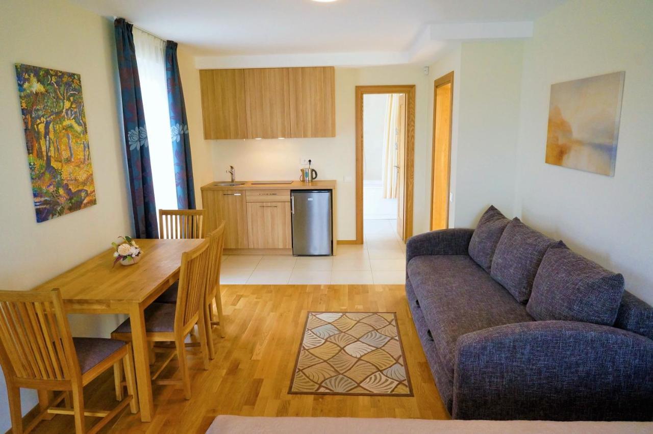 פלאנגה Smelio Vila Apartments מראה חיצוני תמונה