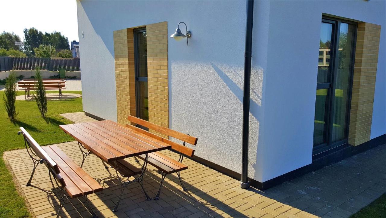 פלאנגה Smelio Vila Apartments מראה חיצוני תמונה