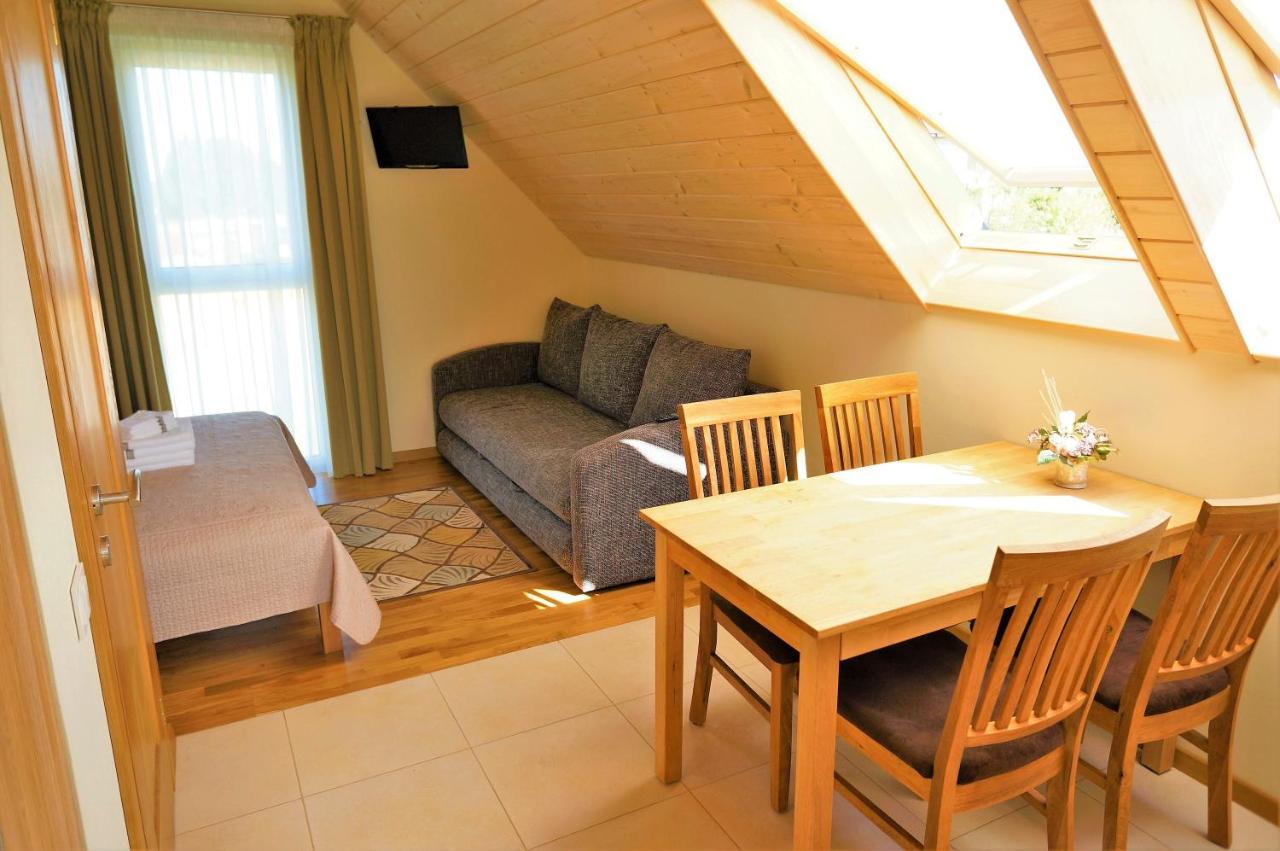 פלאנגה Smelio Vila Apartments מראה חיצוני תמונה